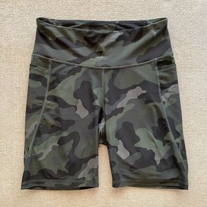 XL Old Navy Biker shorts